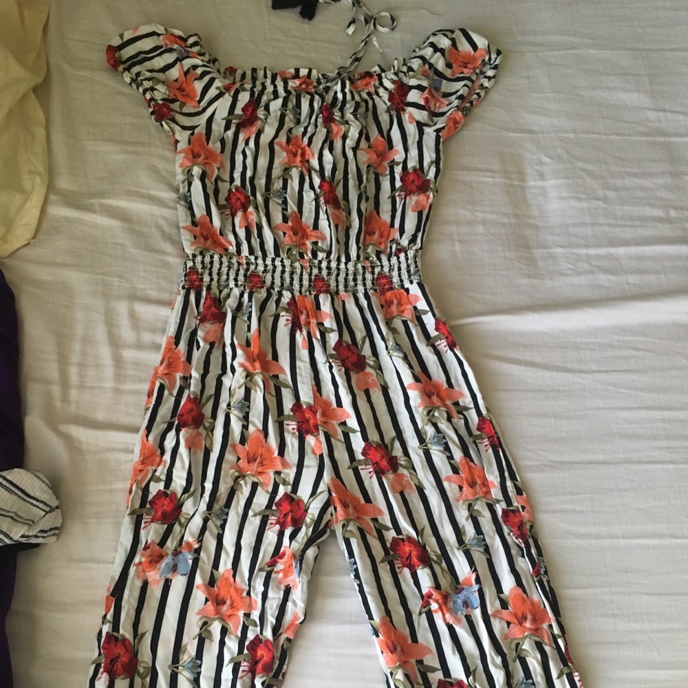 Striped floral jumper, like new